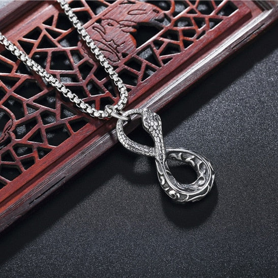 8 World Snake Necklace